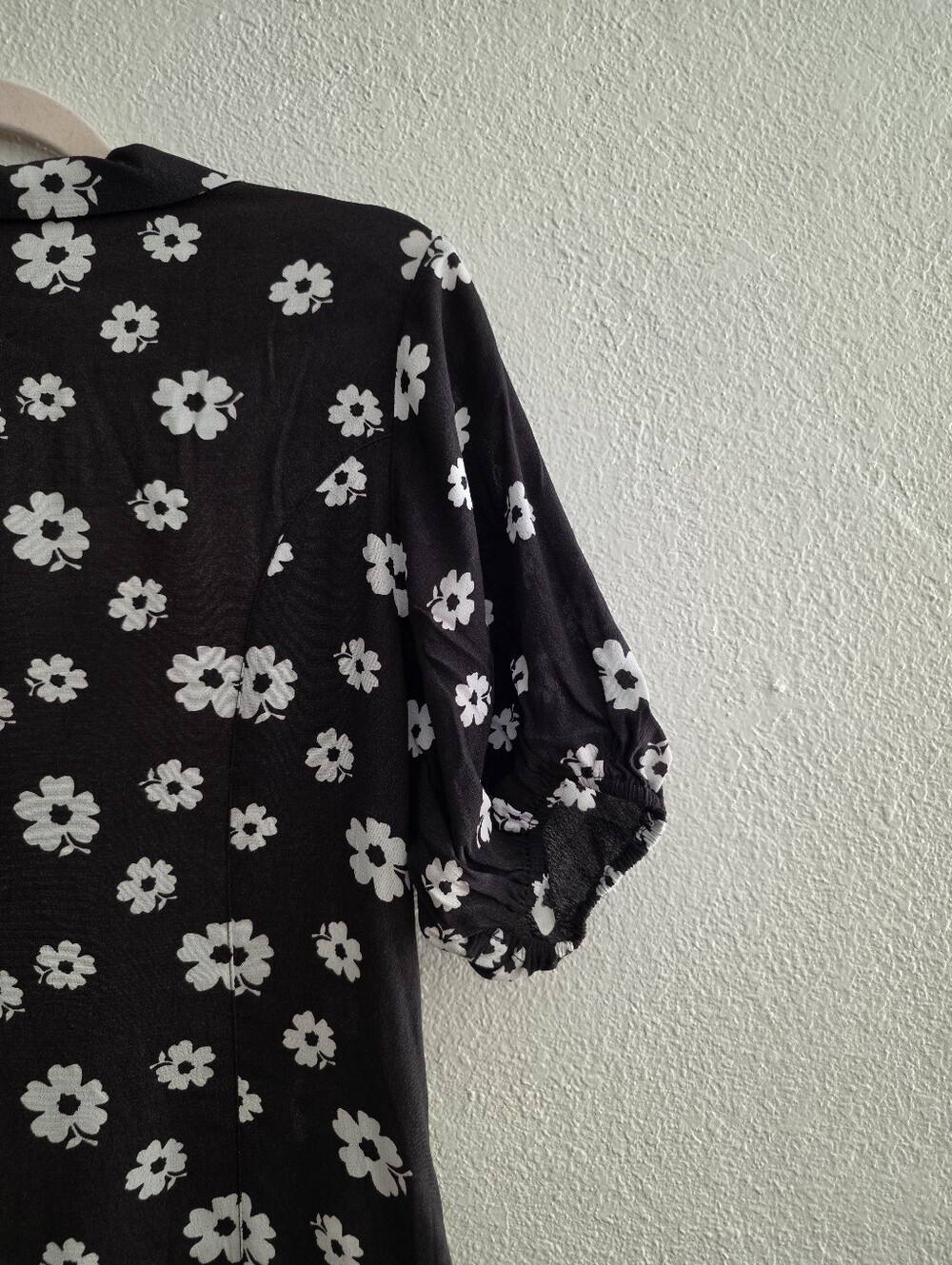 Rolla's Folk Susie Black Floral Button-Front Mini Dress Size M - Picture 8 of 16